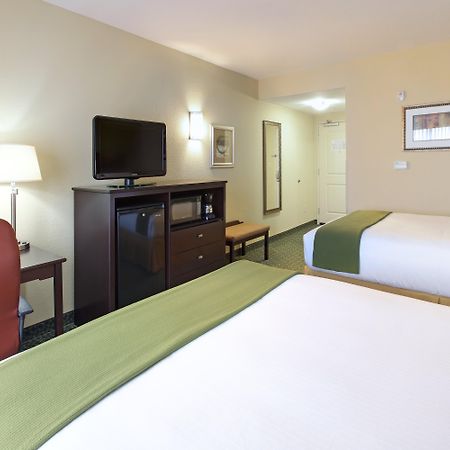 Holiday Inn Express & Suites Covington By Ihg Exteriör bild