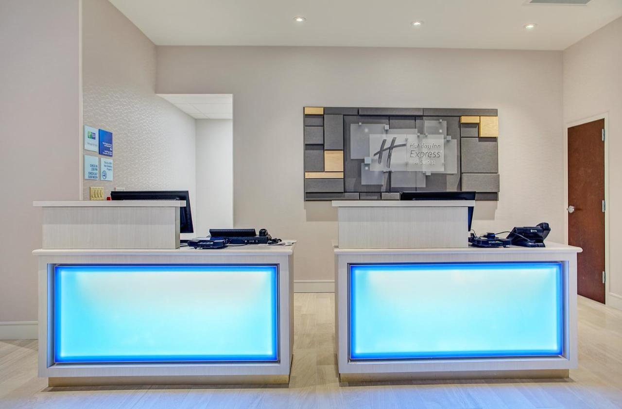 Holiday Inn Express & Suites Covington By Ihg Exteriör bild